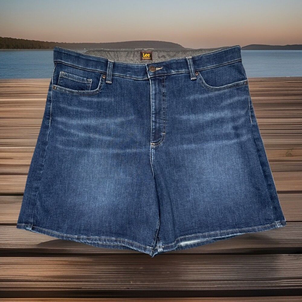 Lee High Rise Bermuda Shorts Plus 18 (W37 Inseam 6.5) Blue Comfort Stretch Women